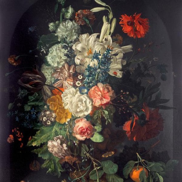 Blumenstrauss in einer Nische